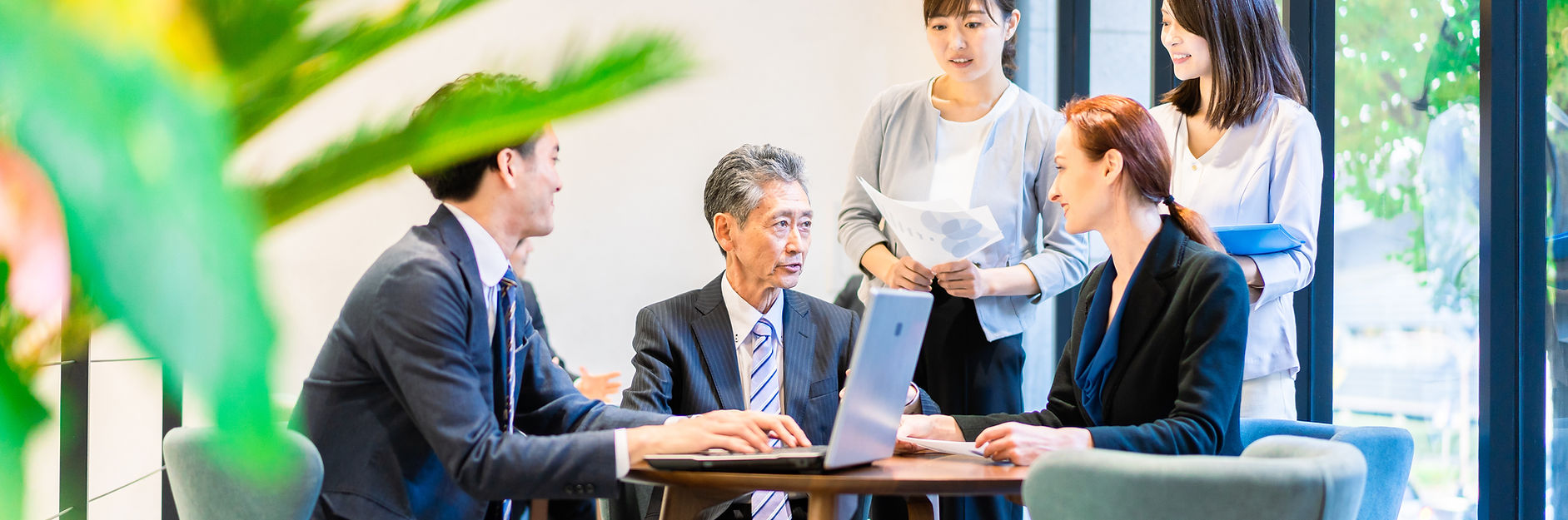 コンサルティング（ページTOP）.jpg